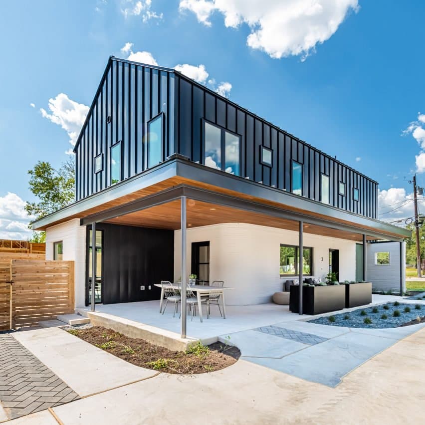 Logan Architecture and ICON complete "first 3D-printed homes for sale in the US"