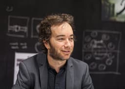 Dr. Julian Bolleter